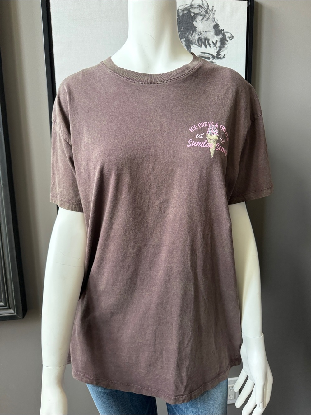 Hollister washed Brown Sundae Graphic Short Sleeve Tee